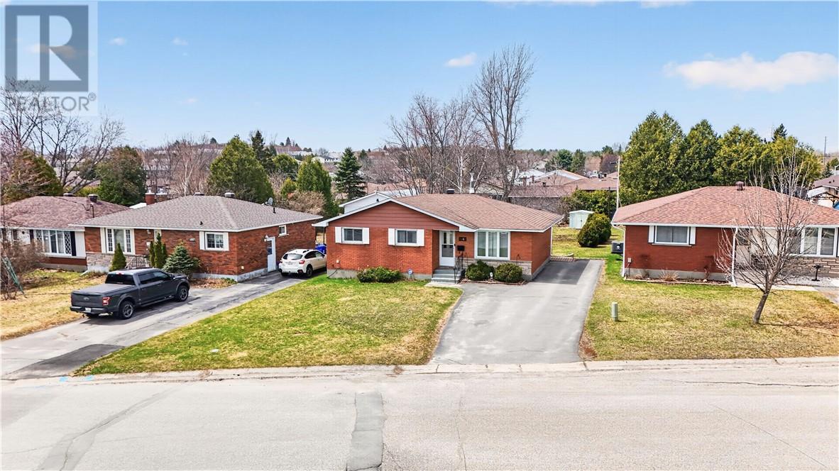 1561 Agincourt Avenue, Sudbury, Ontario, P3A3J8 — Photo 37