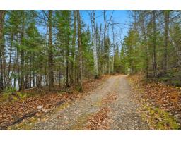 247 Ch. Du Lac-à-larche, Cayamant, QC J0X1Y0 Photo 14