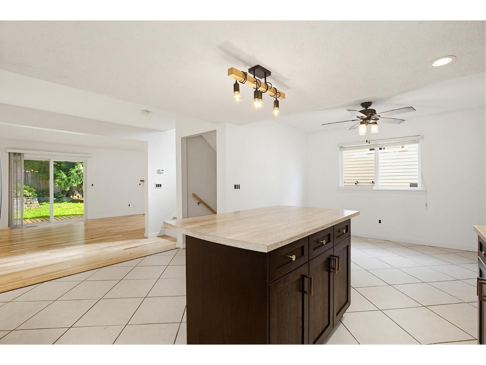 5 Bed, 4 Bath House for Sale in Mission – 32921 3RD AVENUE, Mission - Image 7