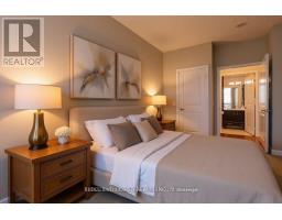 Foyer - Ph101 - 225 Sherway Gardens Road, Toronto, ON M9C0A3 Photo 6
