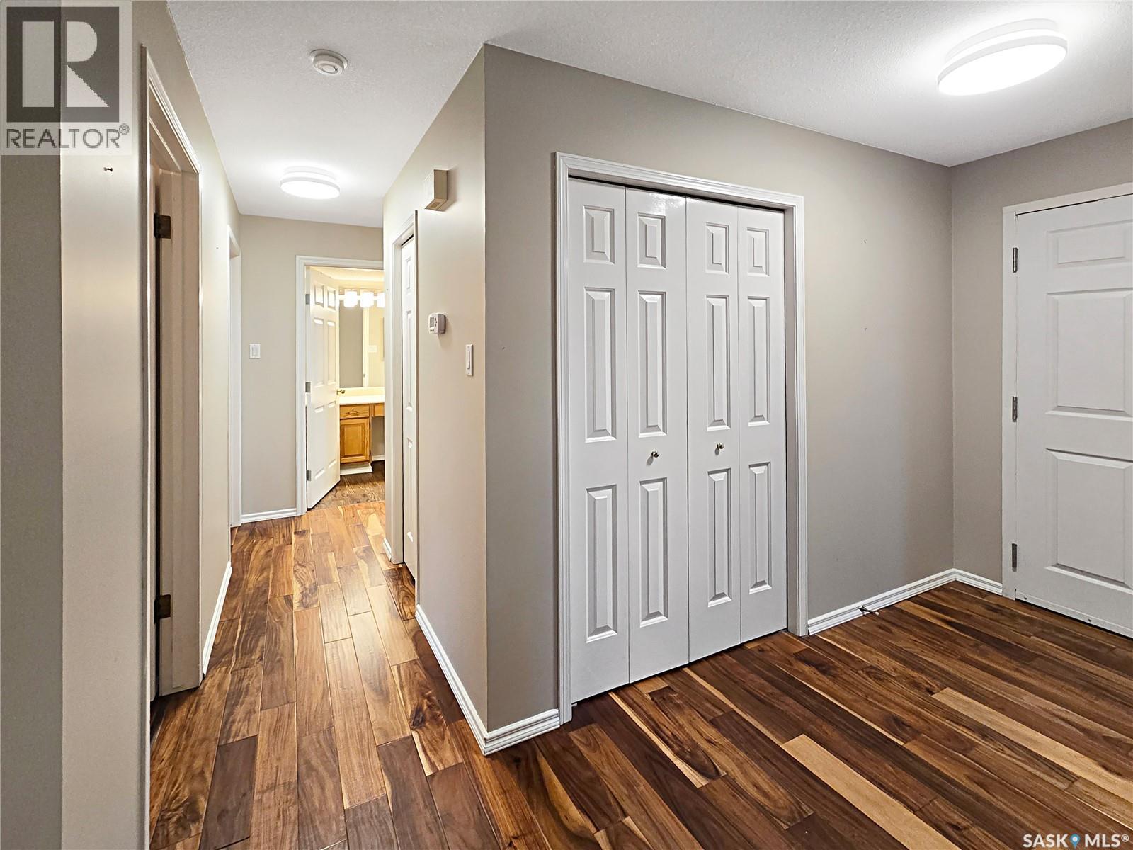 103 27 Erichsen PLACE — photo 11