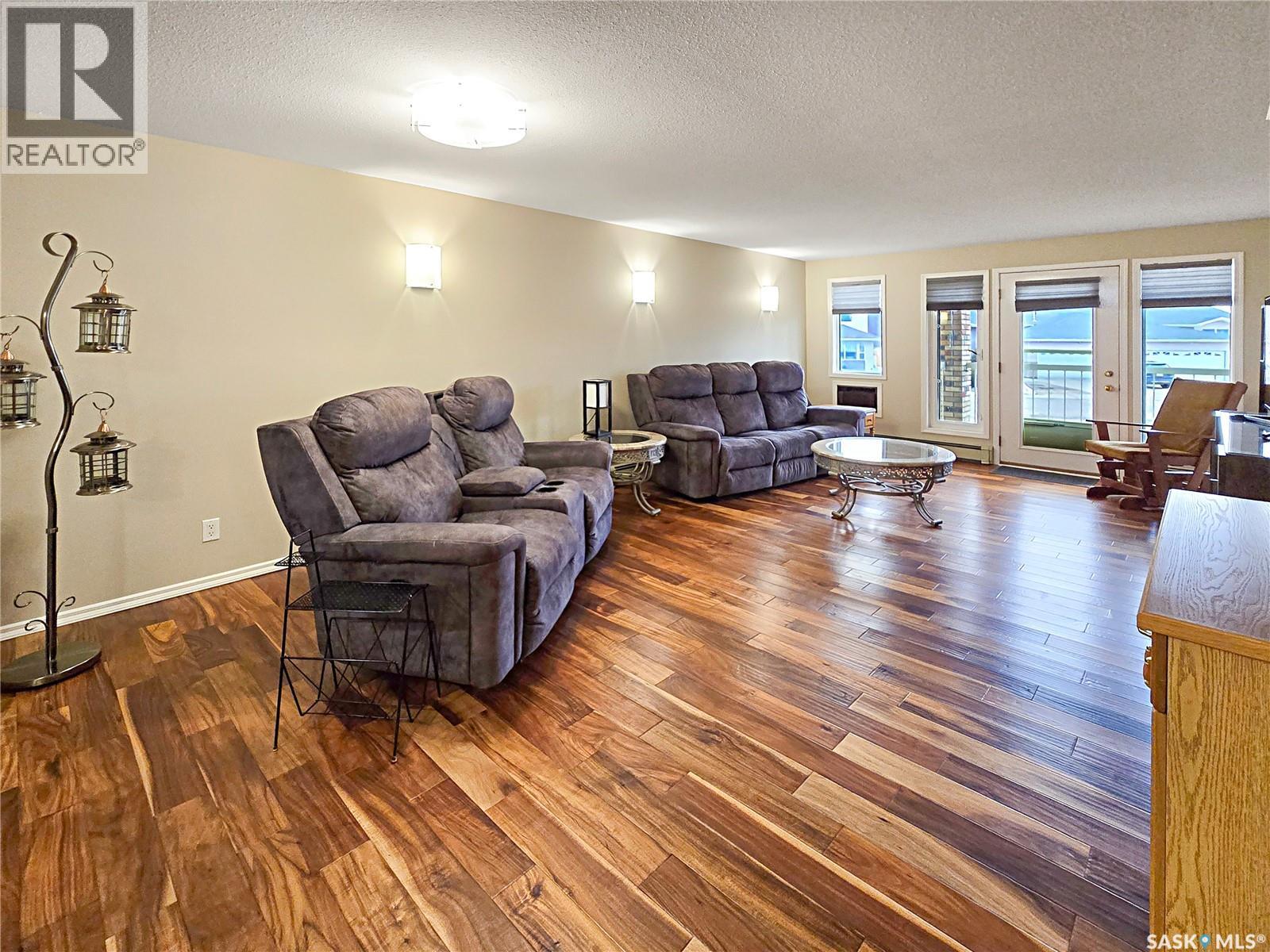 103 27 Erichsen PLACE - photo 5