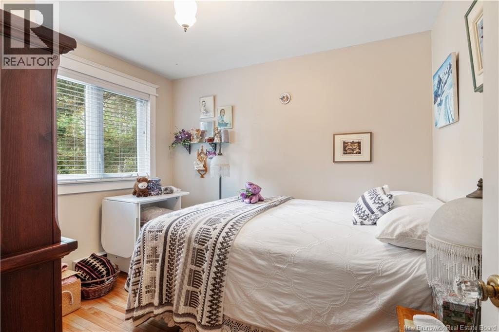22 Rue Beausejour Street - 25