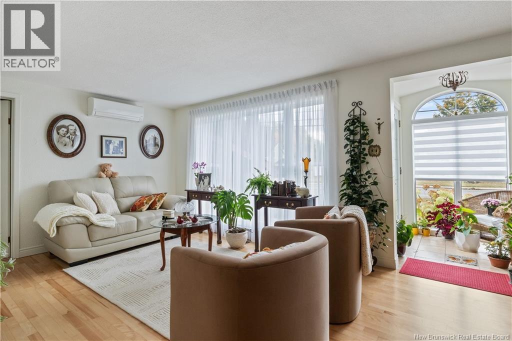 22 Rue Beausejour Street - 8