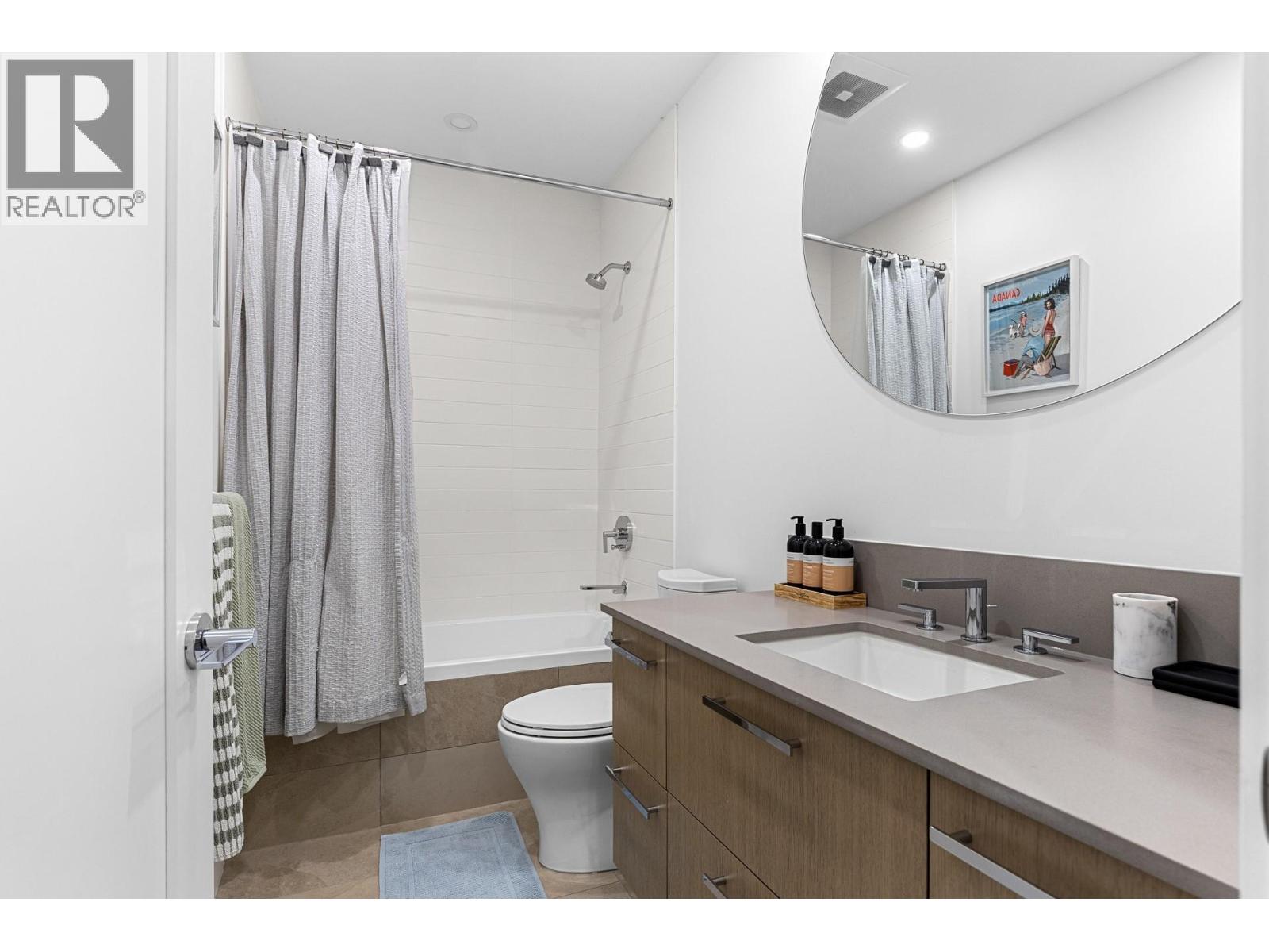 407 3409 Lakeshore Road, Kelowna