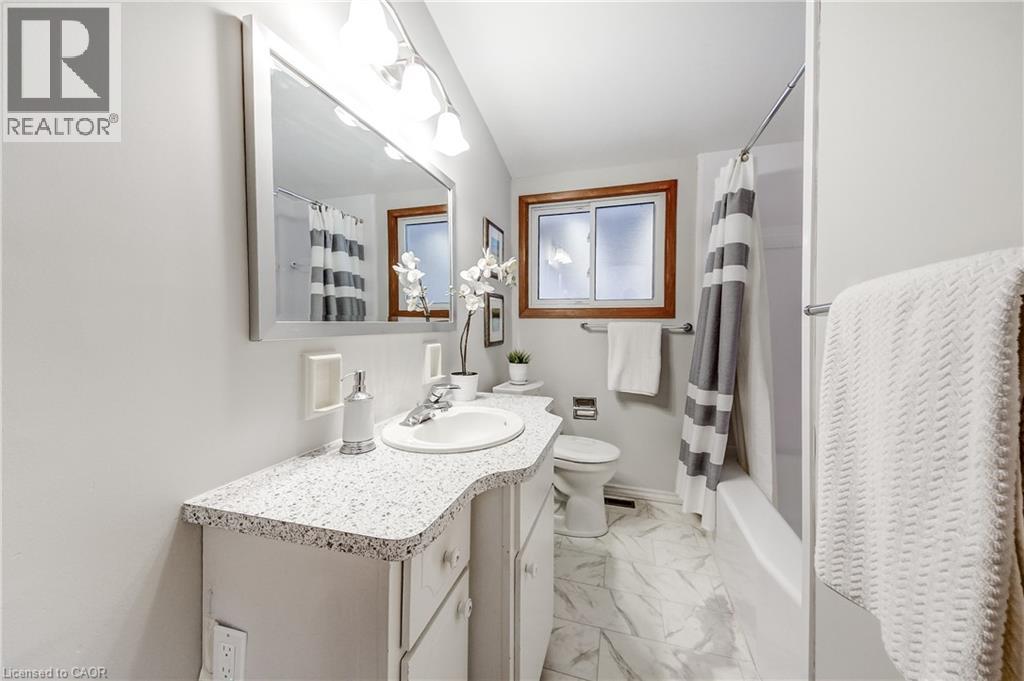 43 LAWFIELD Drive, Hamilton, Ontario, L8V4C3 — Photo 21