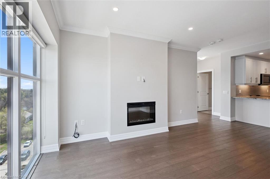 #711 1878 GORDON Street - 12