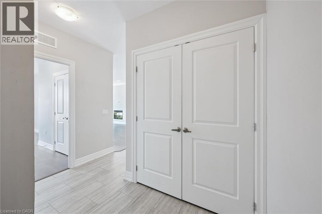 1878 GORDON Street Unit# 711, Guelph, Ontario, N1L0P4 — Photo 9