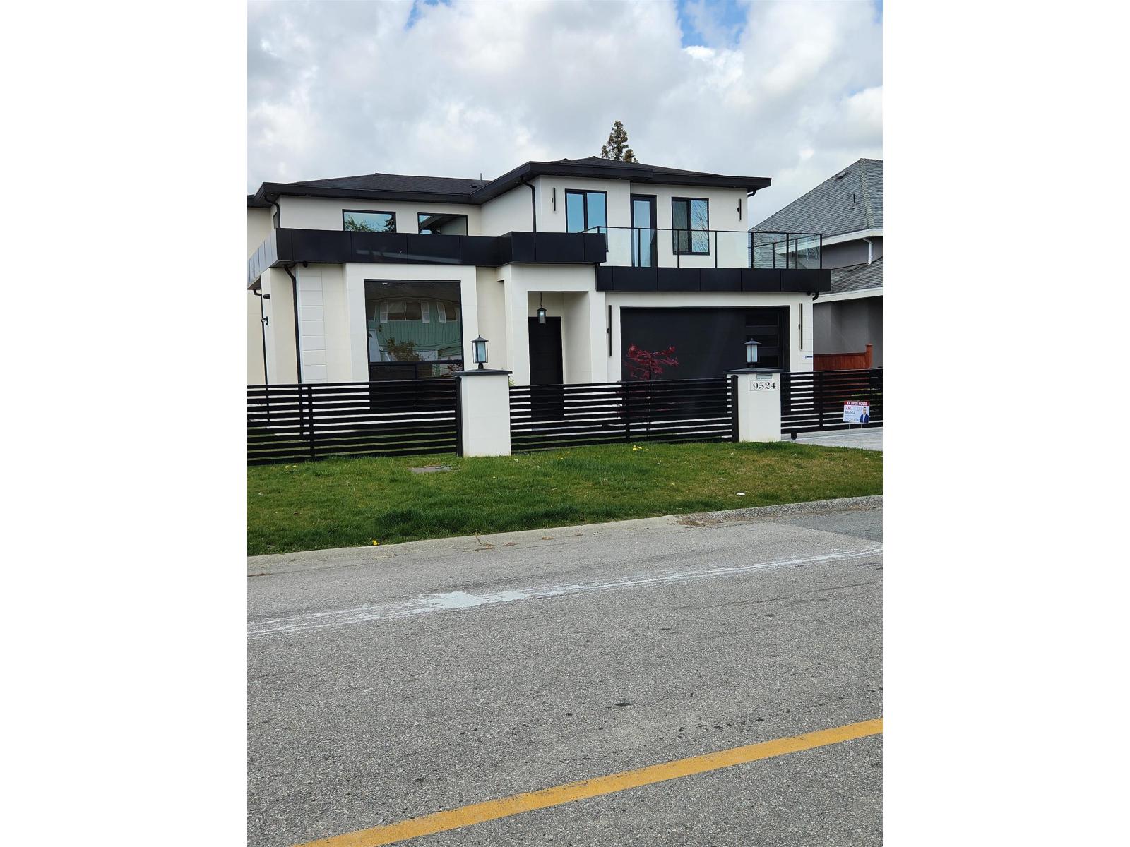 11682 71A Avenue, Delta