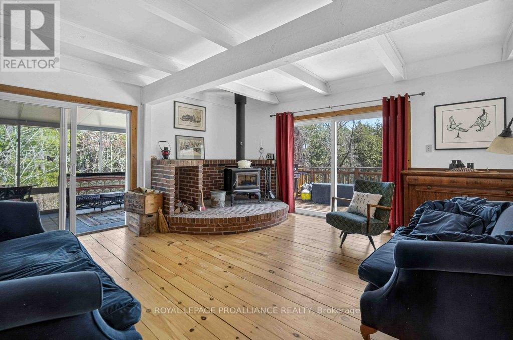 2406 NORTHEYS BAY ROAD - 13