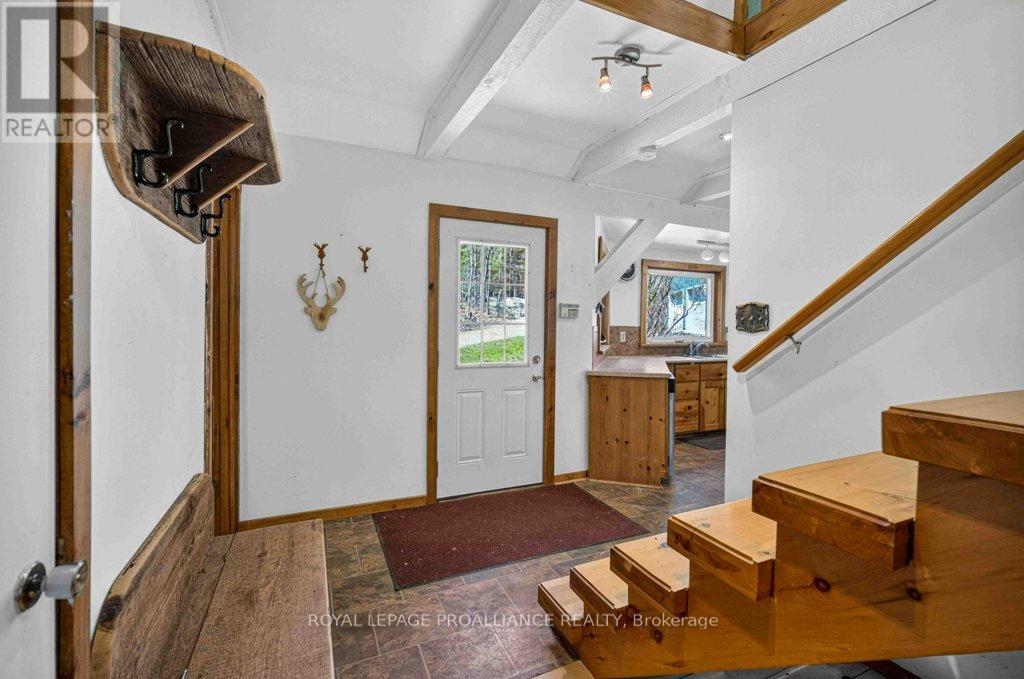 2406 NORTHEYS BAY ROAD - 5