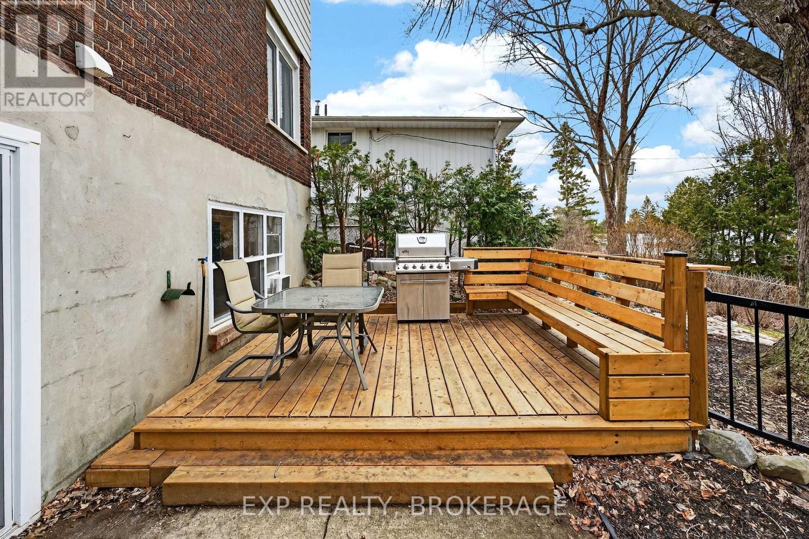 799 HILLSIDE DRIVE - 43