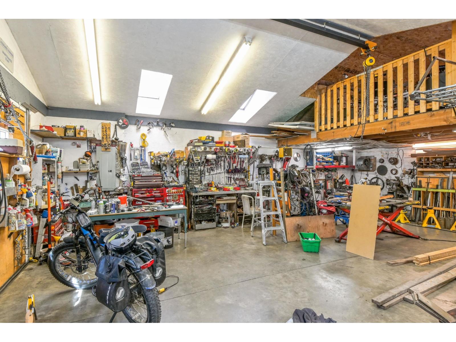 20663 39 AVENUE, Langley