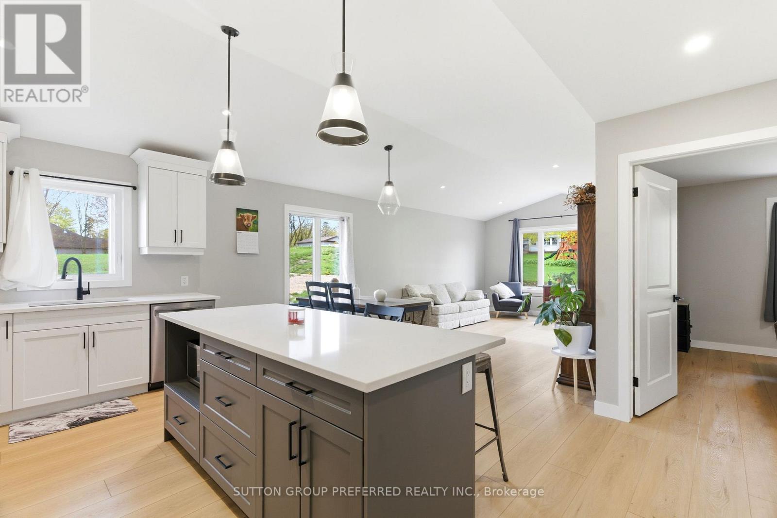 236 BEECH STREET - 15