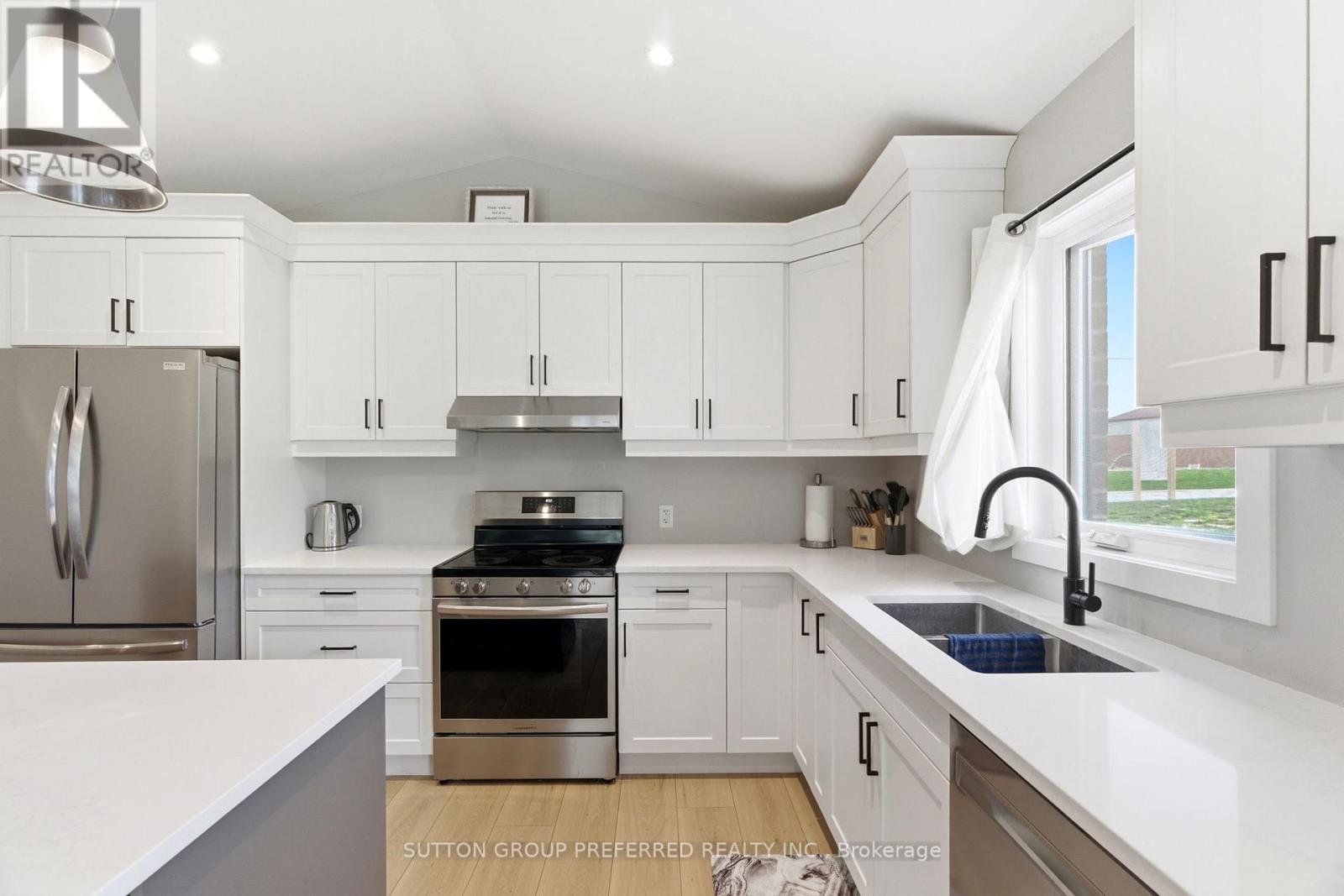 236 BEECH STREET - 20
