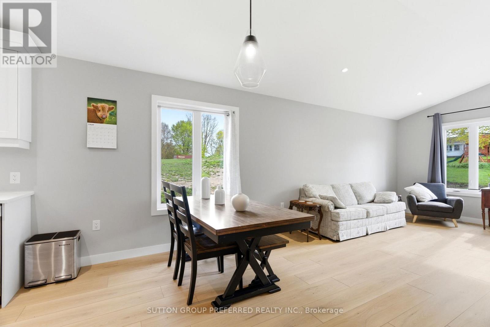 236 BEECH STREET - 25