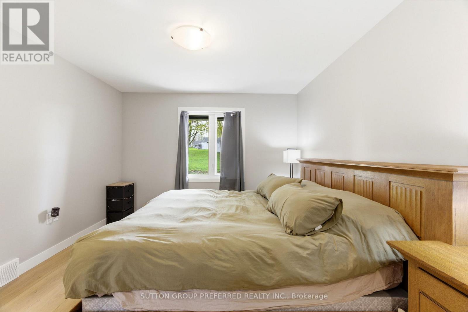 236 BEECH STREET - 28