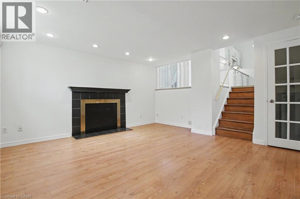 209 MIDDLEBURY Drive, Waterloo, Ontario, N2T2H6 — Photo 25