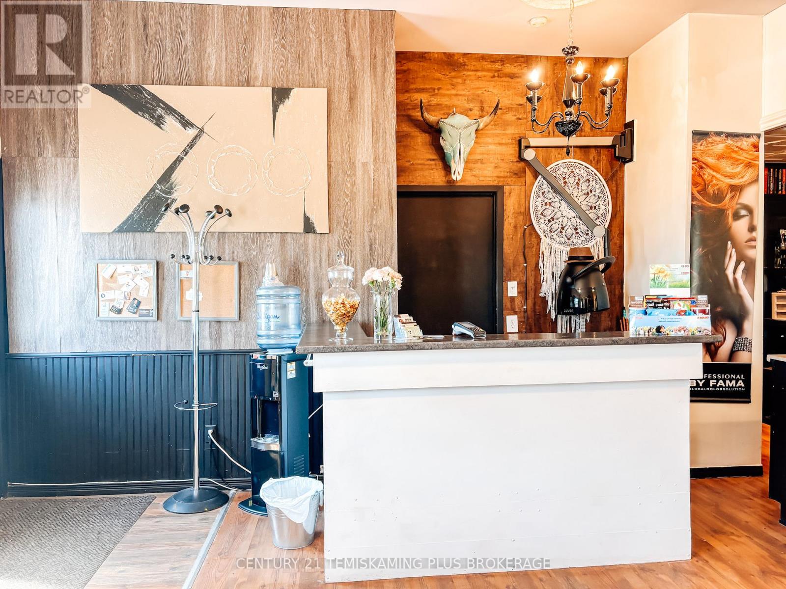203 ROLAND ROAD - 5