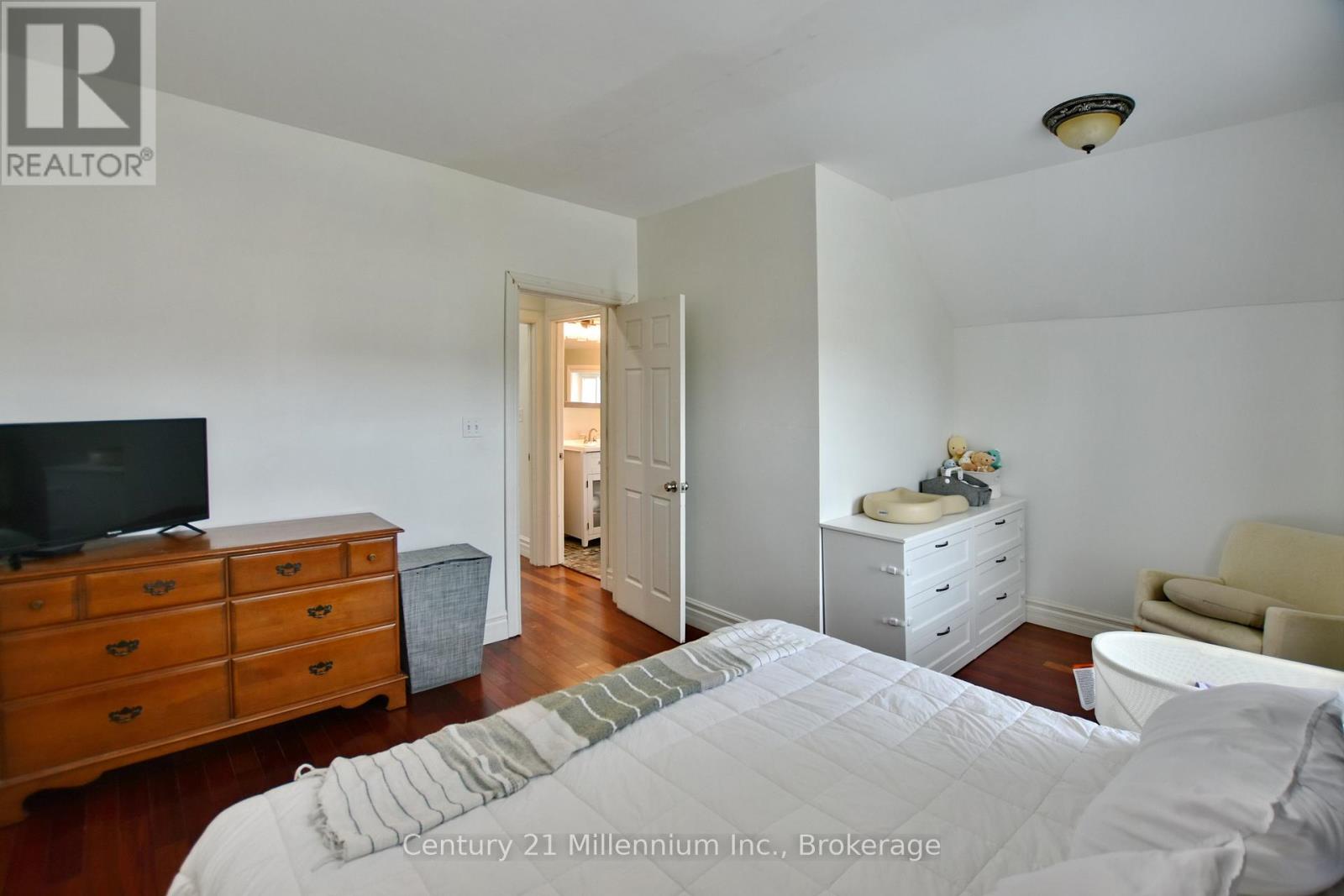501 14TH STREET W - 32