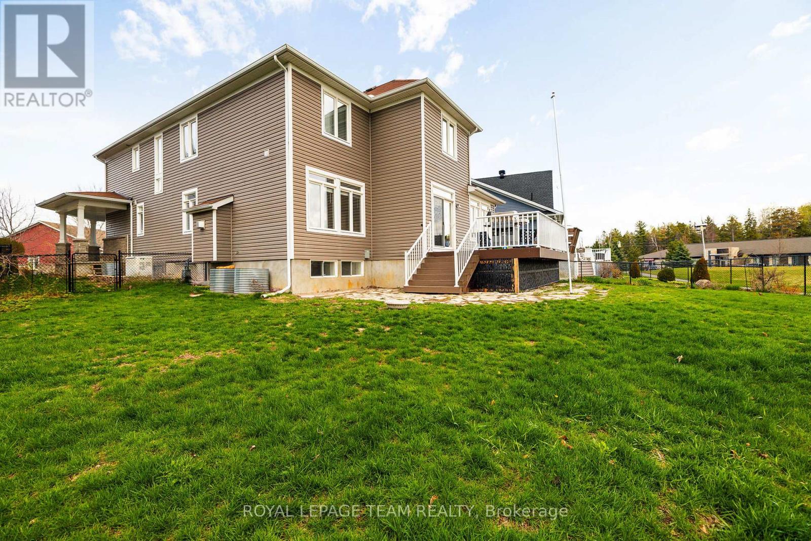 170 BONNYLEY CRESCENT - 41
