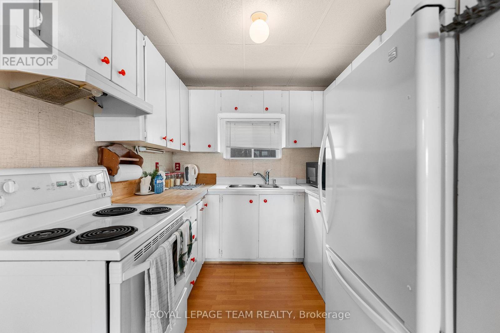 424 HUMMINGBIRD LANE - 8