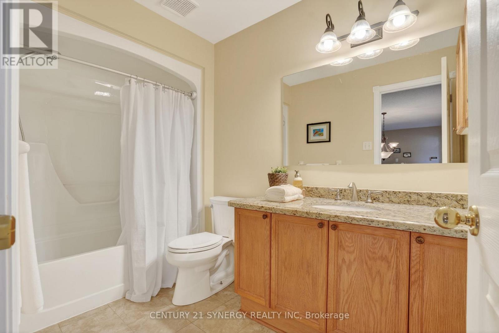 6 SAWGRASS CIRCLE - 32