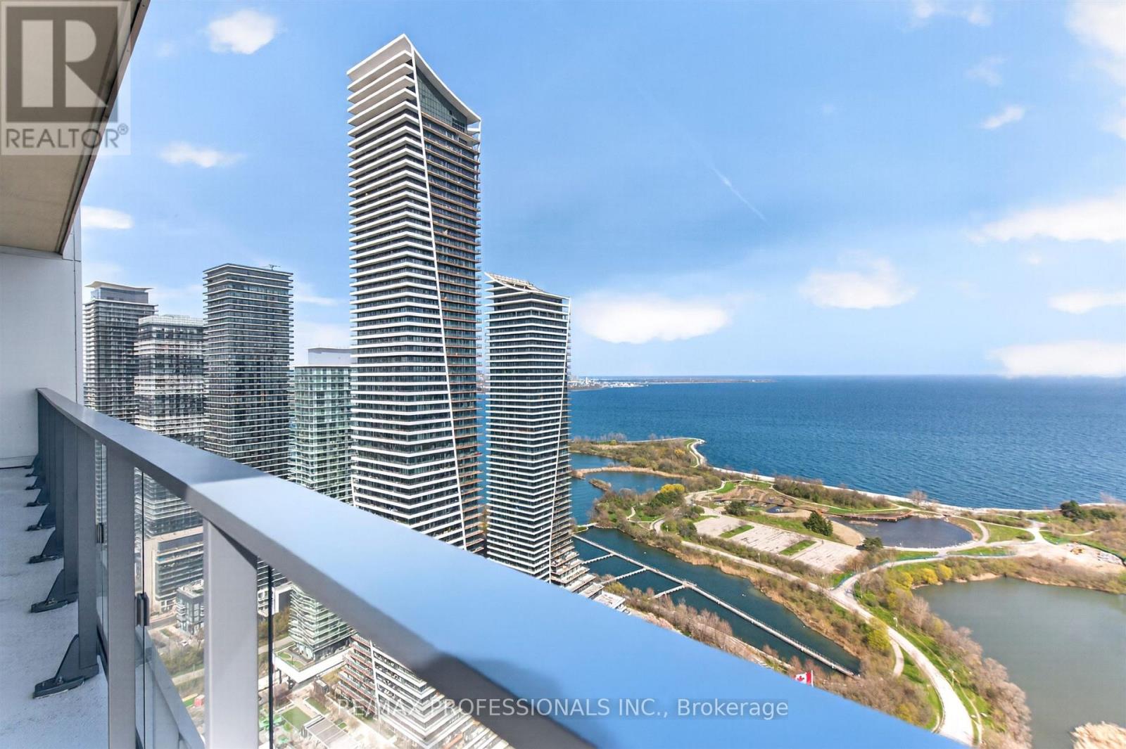 #UPH01 2200 LAKE SHORE BOULEVARD W - 29