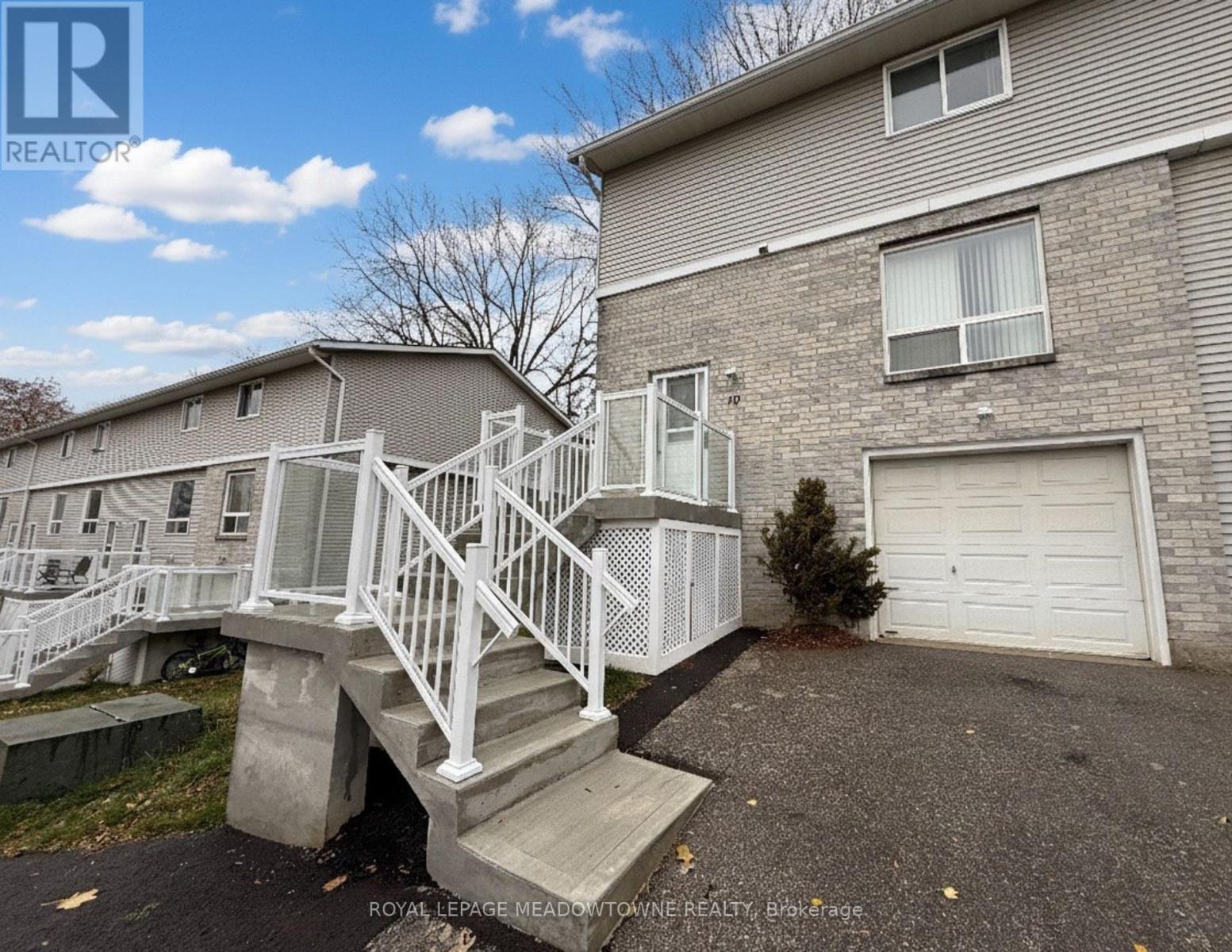 #10 648 DOON VILLAGE ROAD - 1