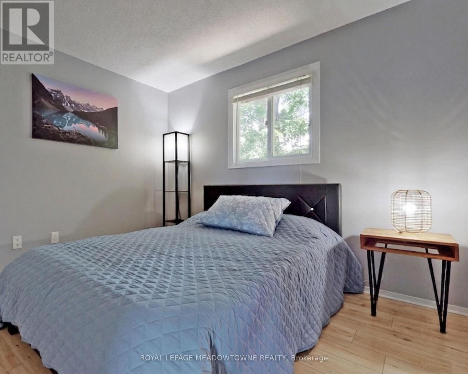 #10 648 DOON VILLAGE ROAD - 22