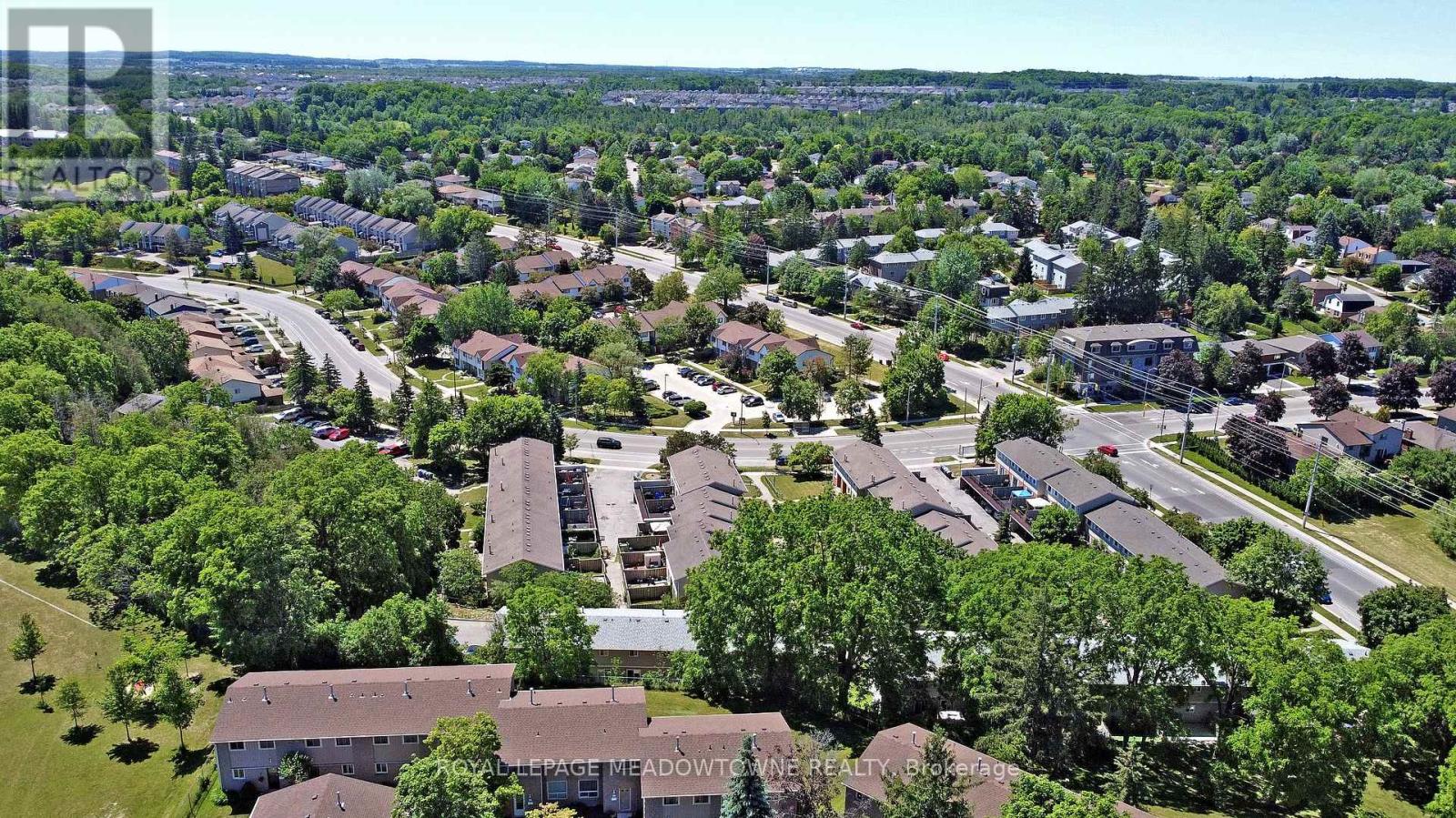 #10 648 DOON VILLAGE ROAD - 44
