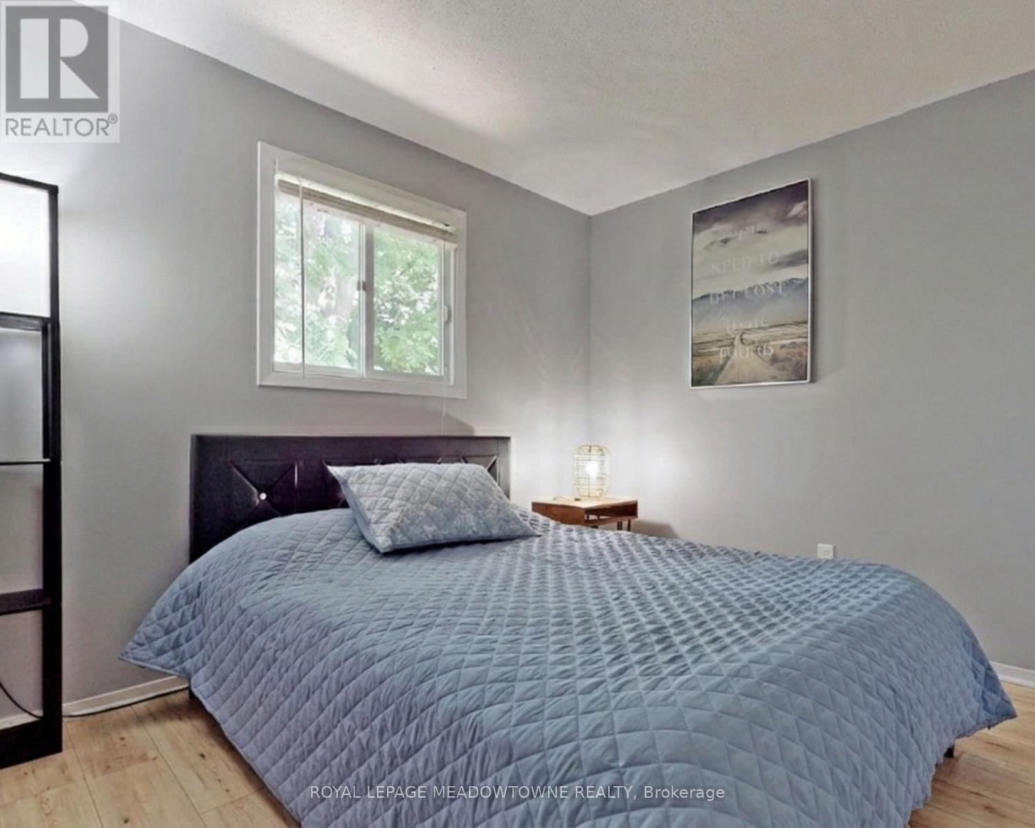 #10 648 DOON VILLAGE ROAD - 23