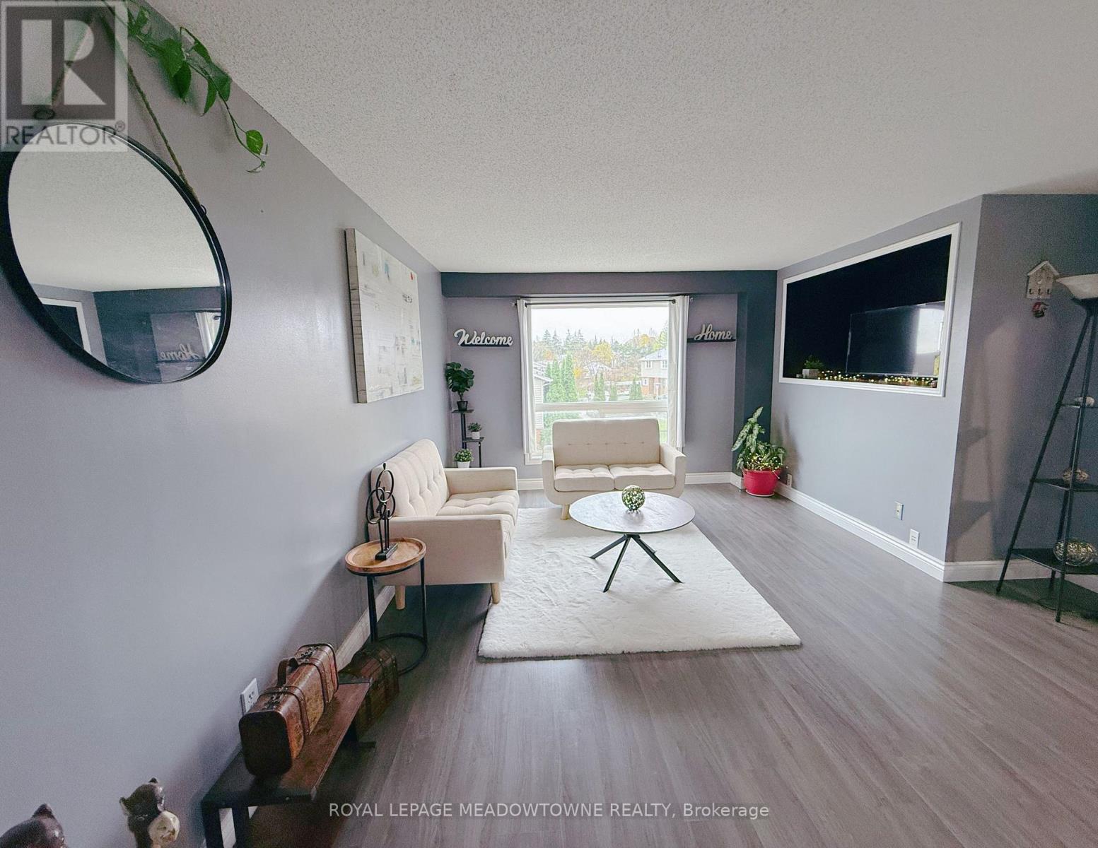 #10 648 DOON VILLAGE ROAD - Image 8