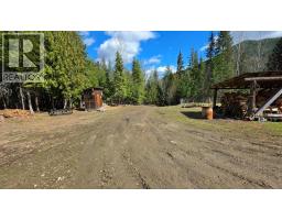 829 Bobbie Burns Road, Lumby, BC V0E2G4 Photo 33