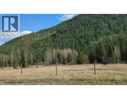 829 Bobbie Burns Road, Lumby, BC V0E2G4 Photo 44