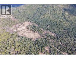829 Bobbie Burns Road, Lumby, BC V0E2G4 Photo 68