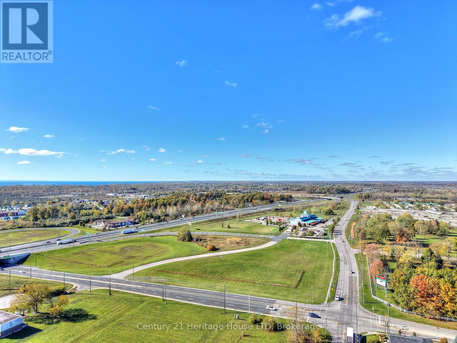 148 CHAMPLAIN DRIVE - 34