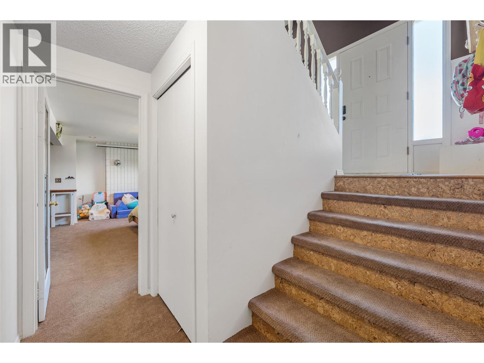  2114 VERDE VISTA Road, Kelowna