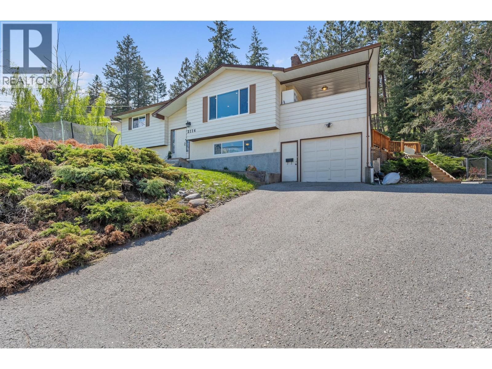 2114 VERDE VISTA Road - 1