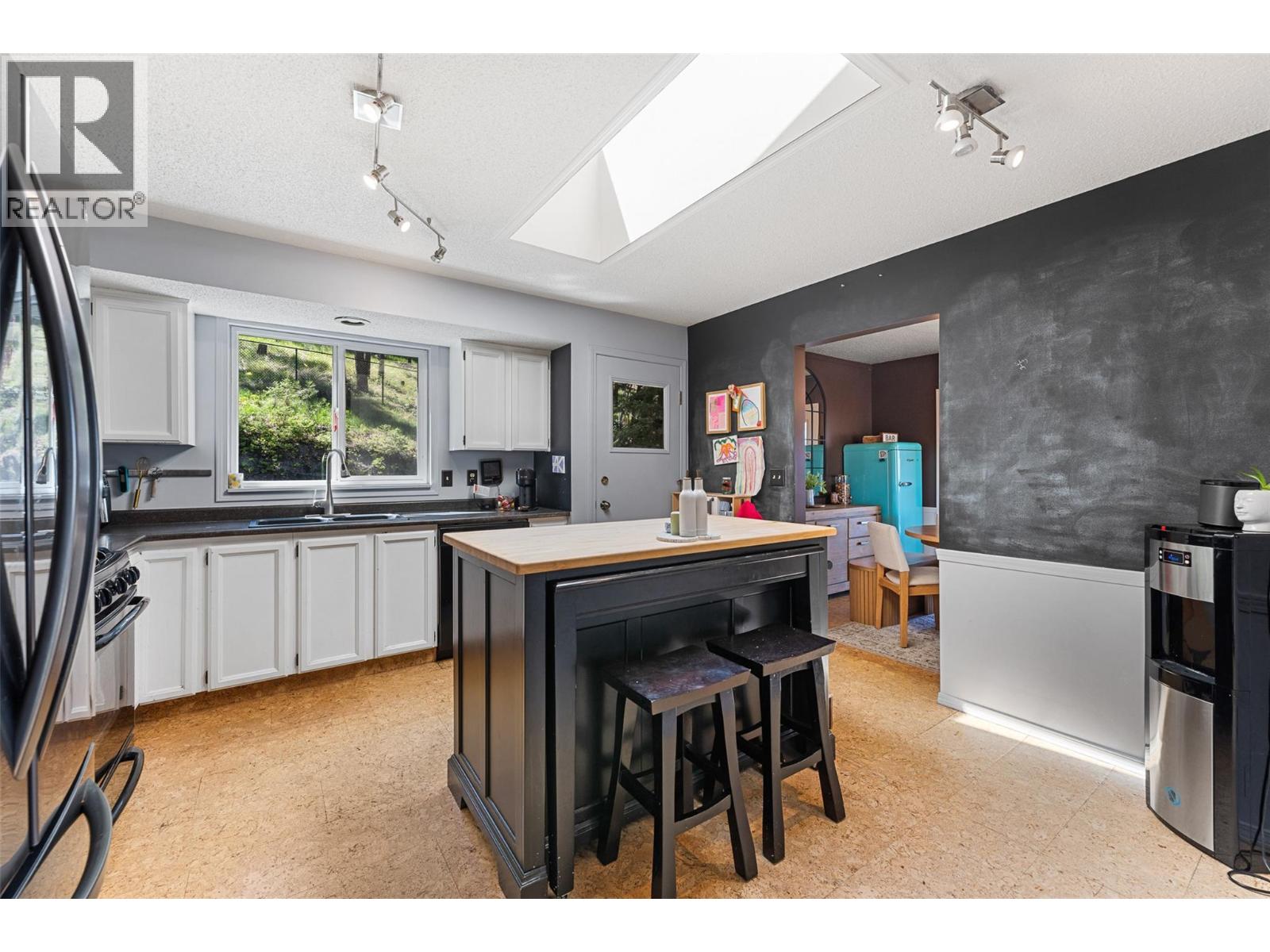  2114 VERDE VISTA Road, Kelowna
