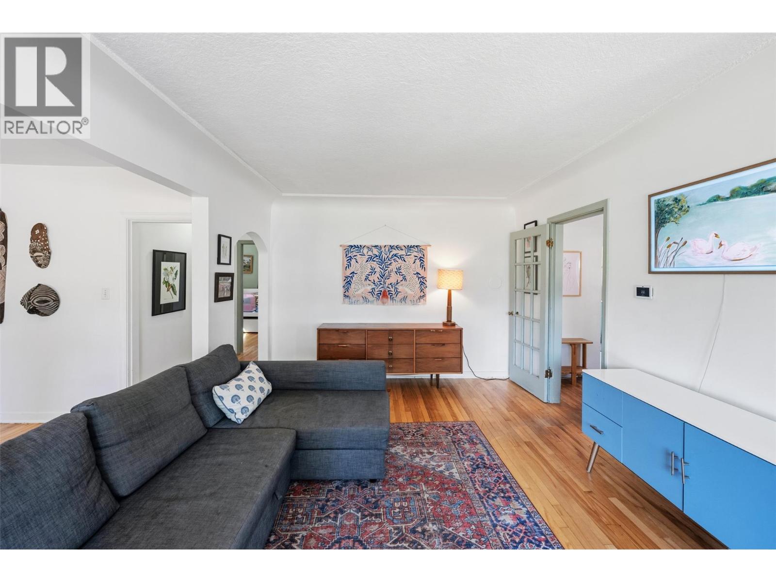 1045 Manitoba Street - 12