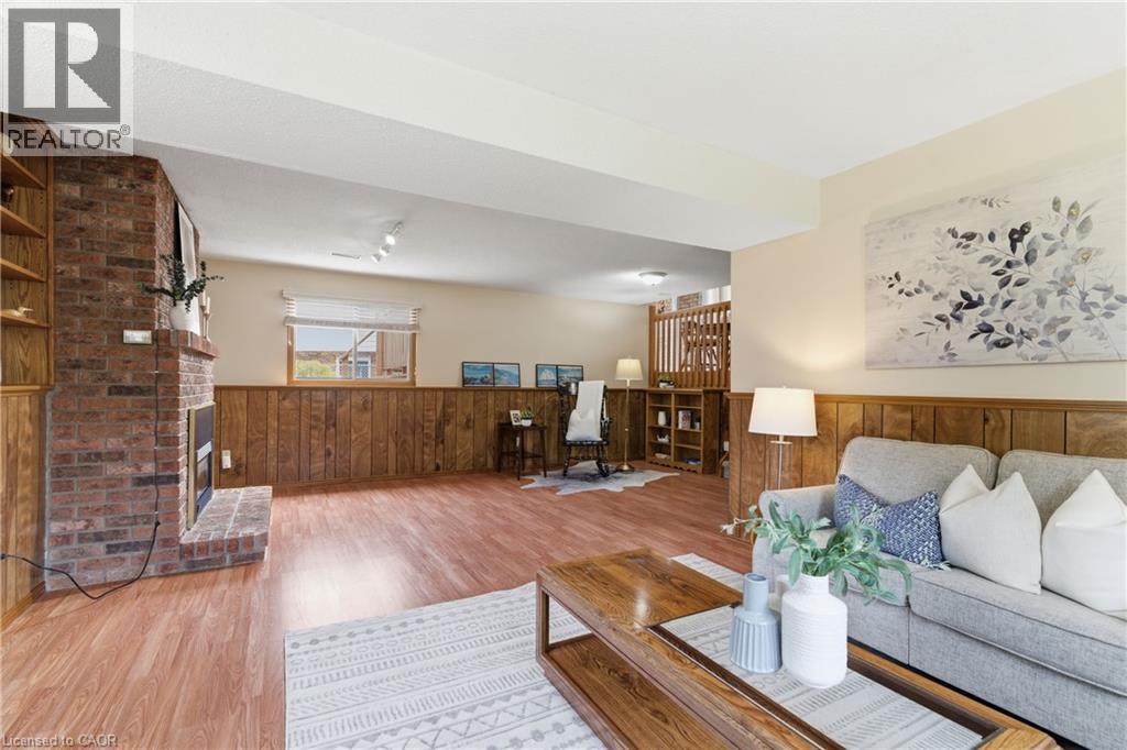 118 DEERBERRY Place, Waterloo, Ontario, N2V1G2 — Photo 35