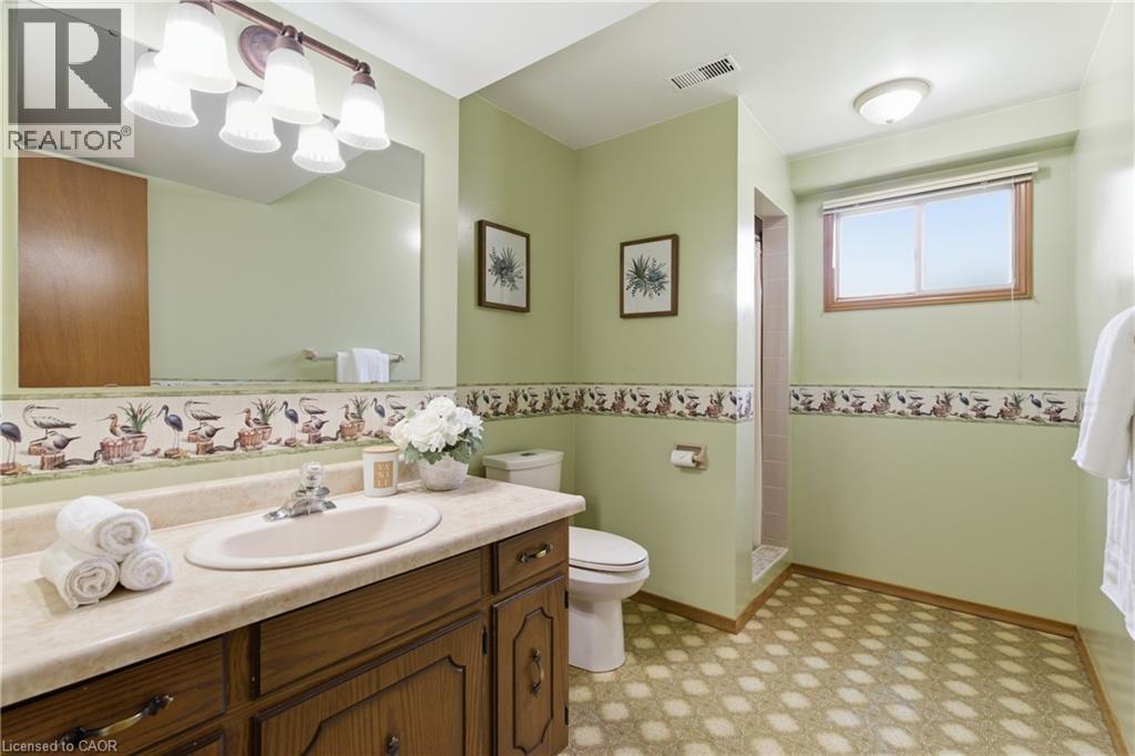 118 DEERBERRY Place, Waterloo, Ontario, N2V1G2 — Photo 36