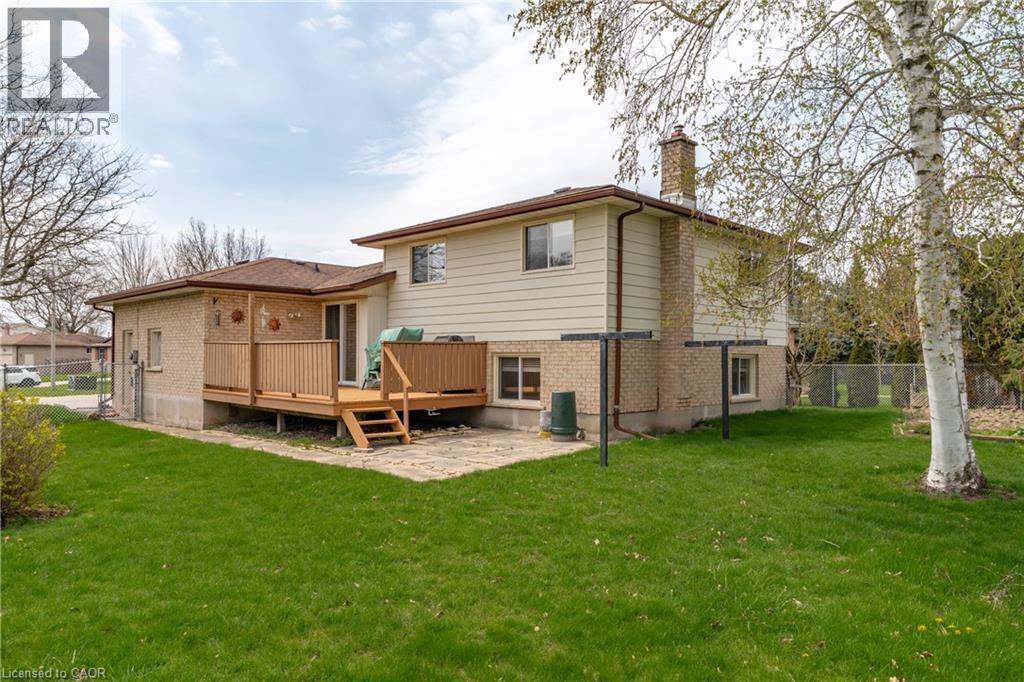 118 DEERBERRY Place, Waterloo, Ontario, N2V1G2 — Photo 40