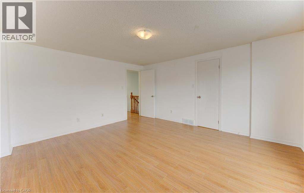 51 CAMROSE Court, Kitchener, Ontario, N2M5J4 — Photo 23