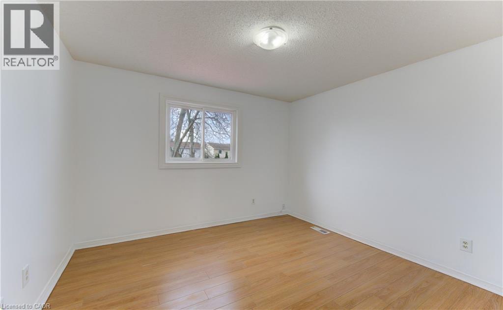 51 CAMROSE Court, Kitchener, Ontario, N2M5J4 — Photo 26