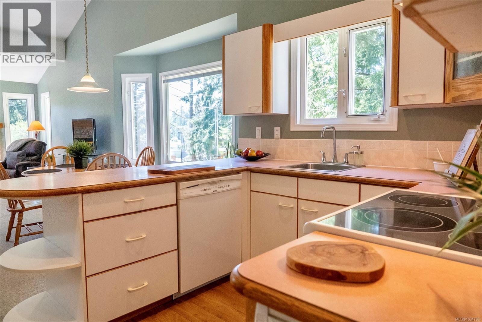  37267 Schooner Way, Pender Island