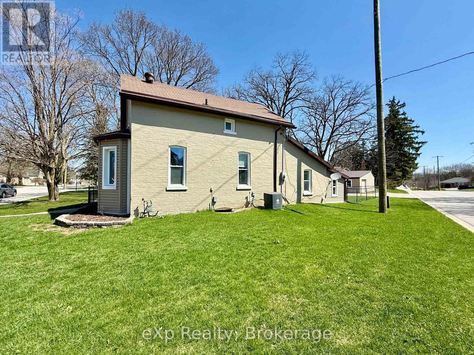 630 GIBSON STREET - Image 3