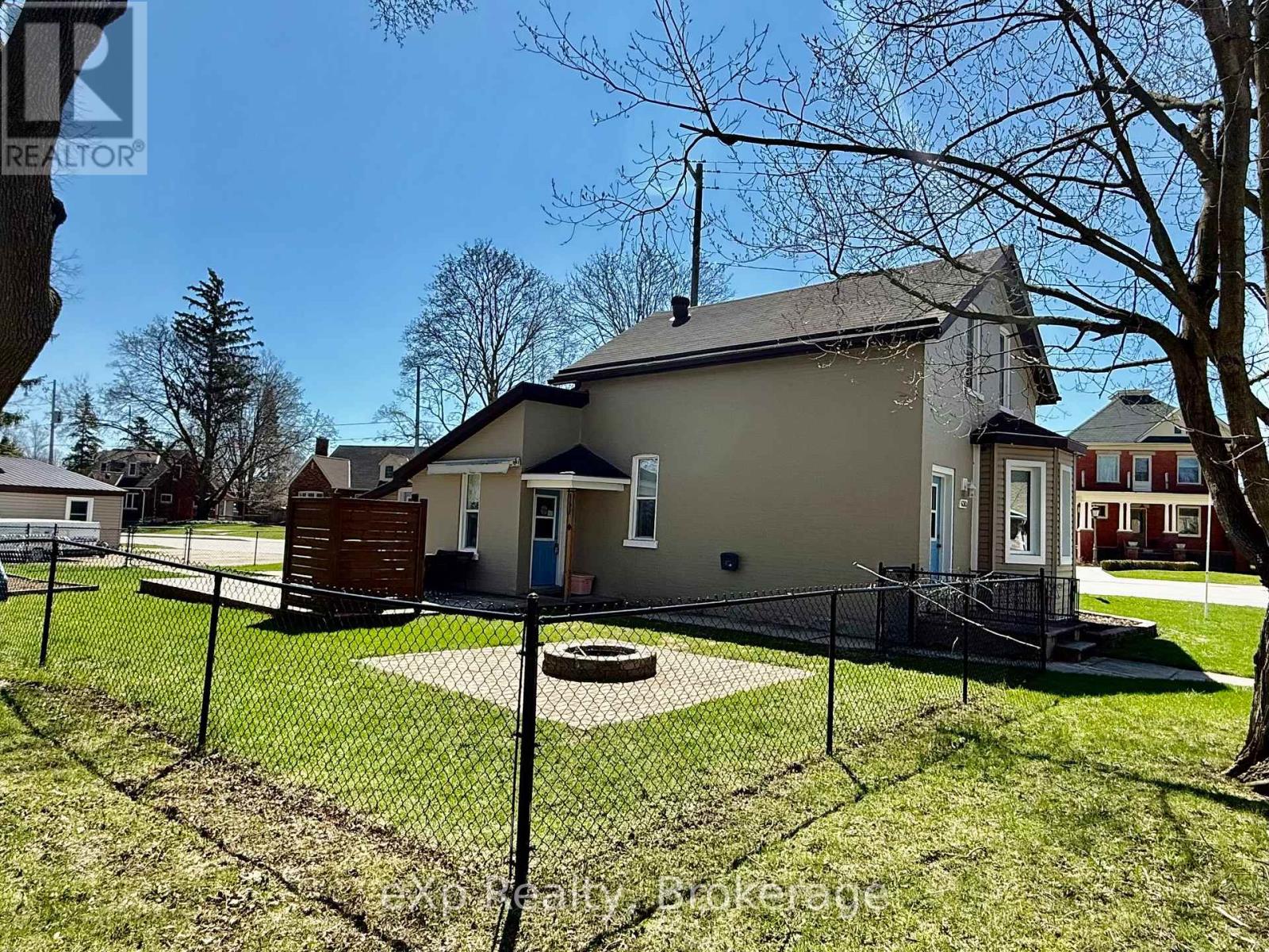 630 GIBSON STREET - 4