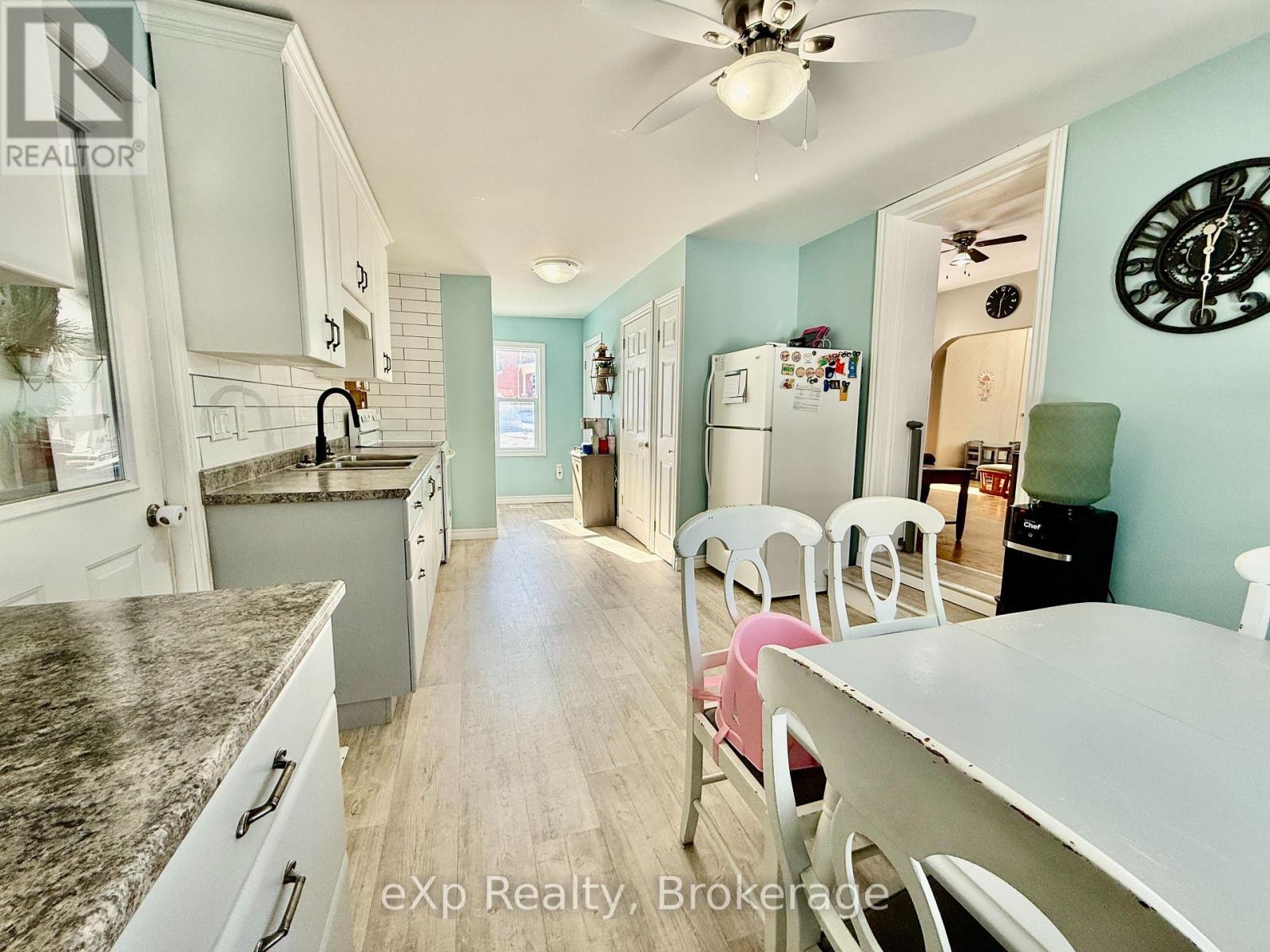630 GIBSON STREET - 8